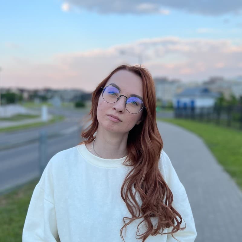 Portrait of Maya Hart